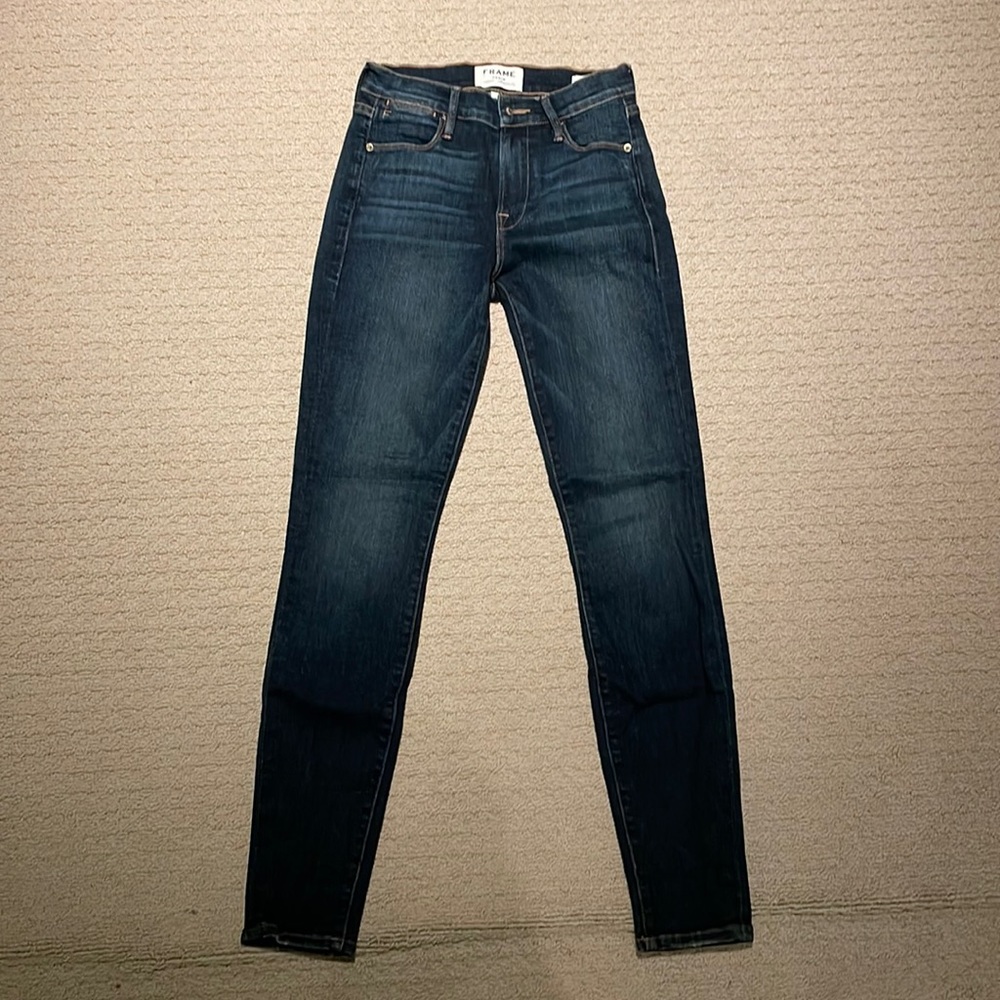 Frame Le High Skinny Jean